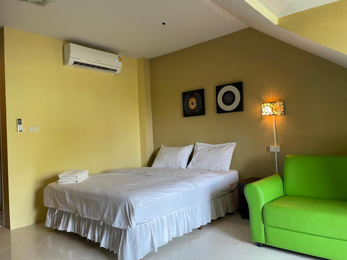 Phuket Nawaporn Place מראה חיצוני תמונה